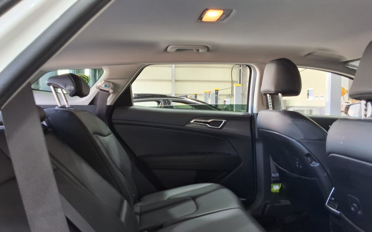 2022 - kia sportage