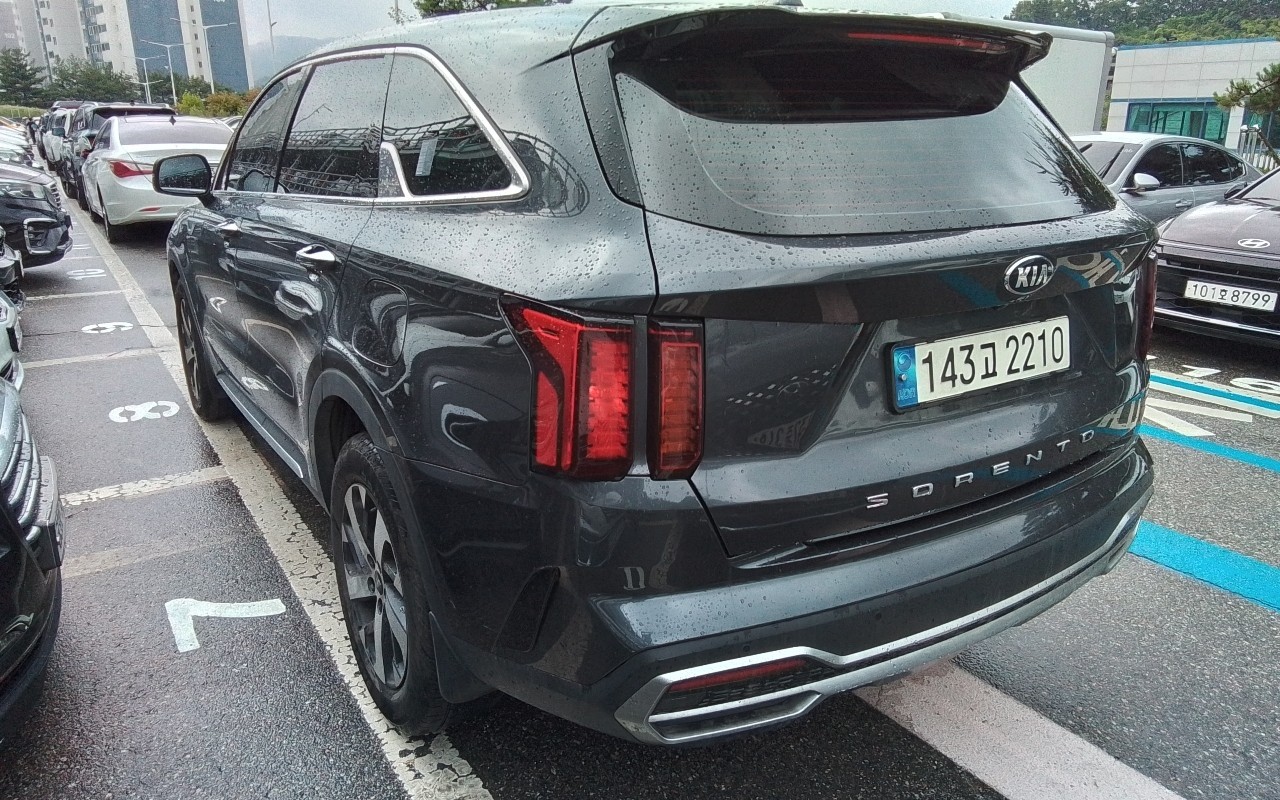 2021 - kia sorento