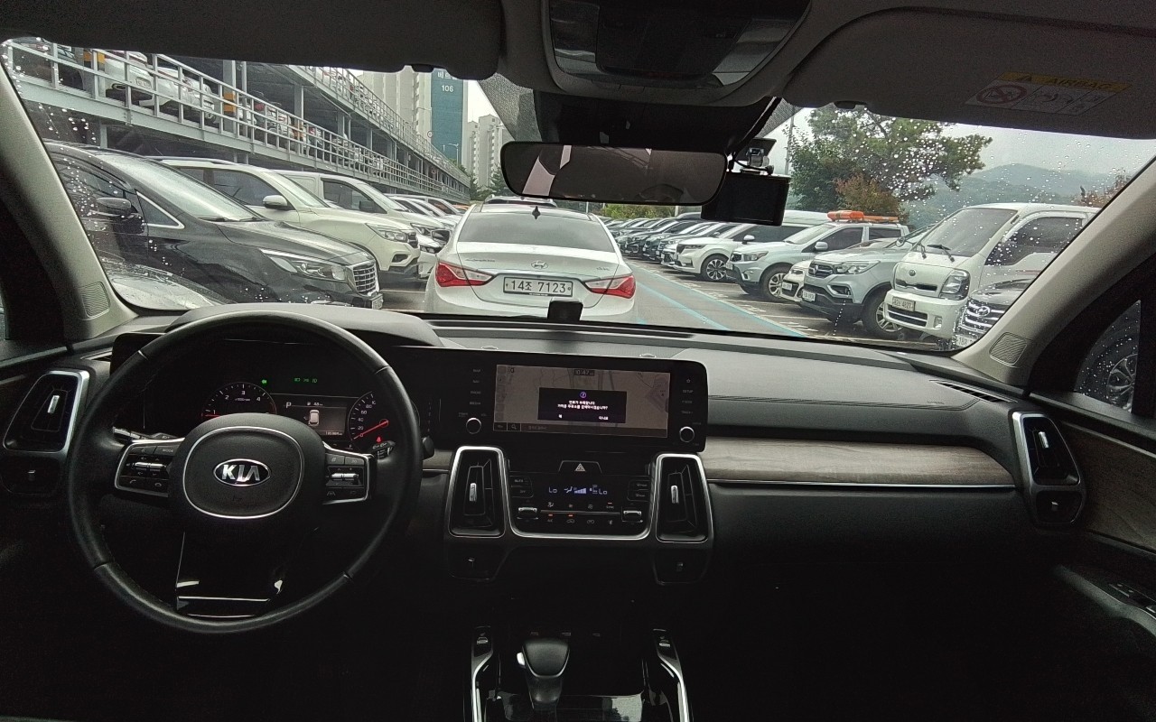 2021 - kia sorento
