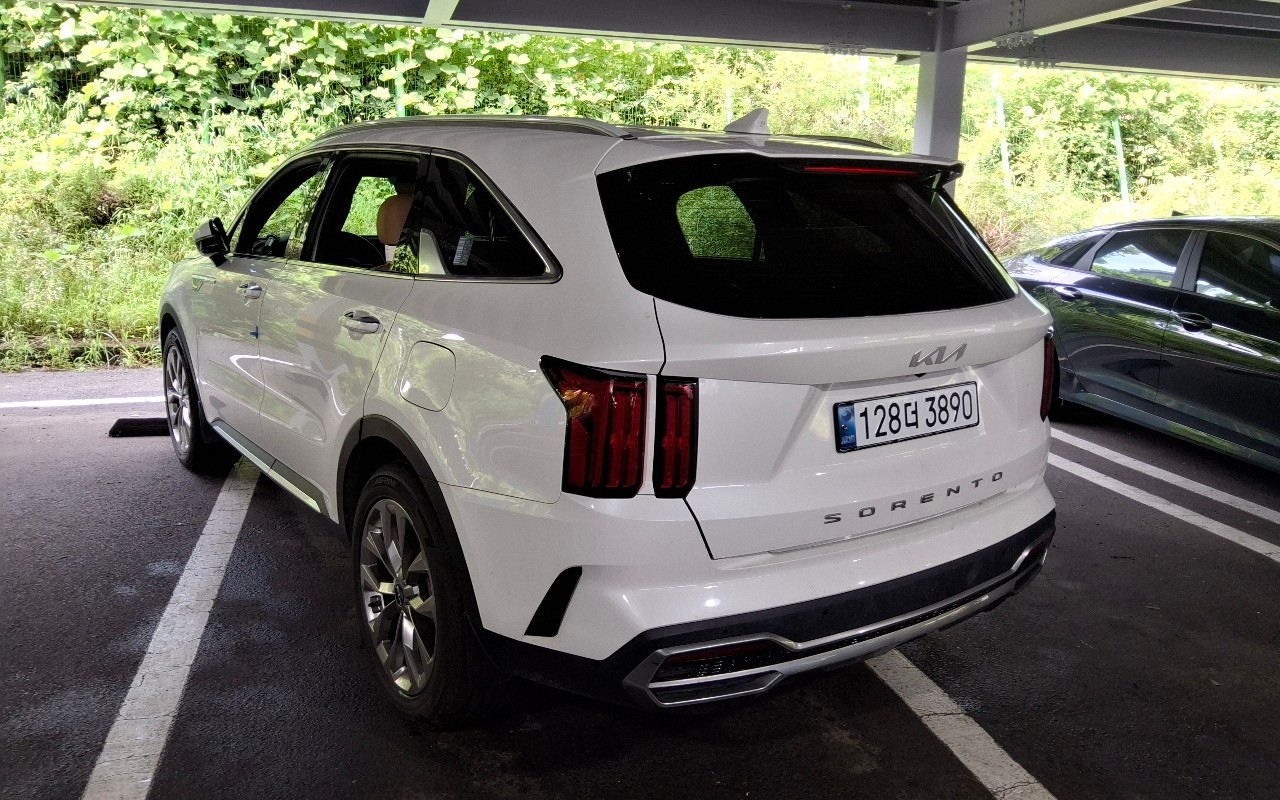 2022 - kia sorento