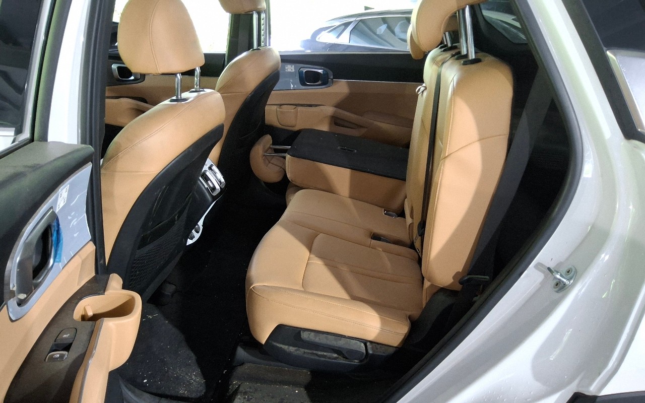 2022 - kia sorento