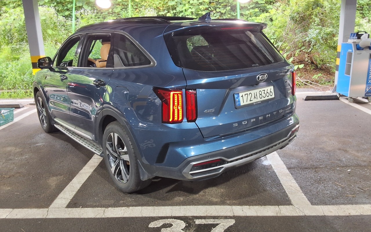 2021 - kia sorento