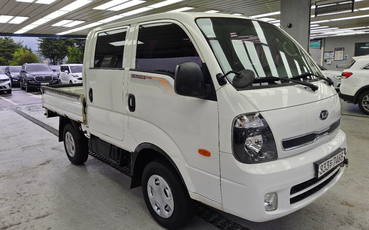 2016 - kia bongo iii