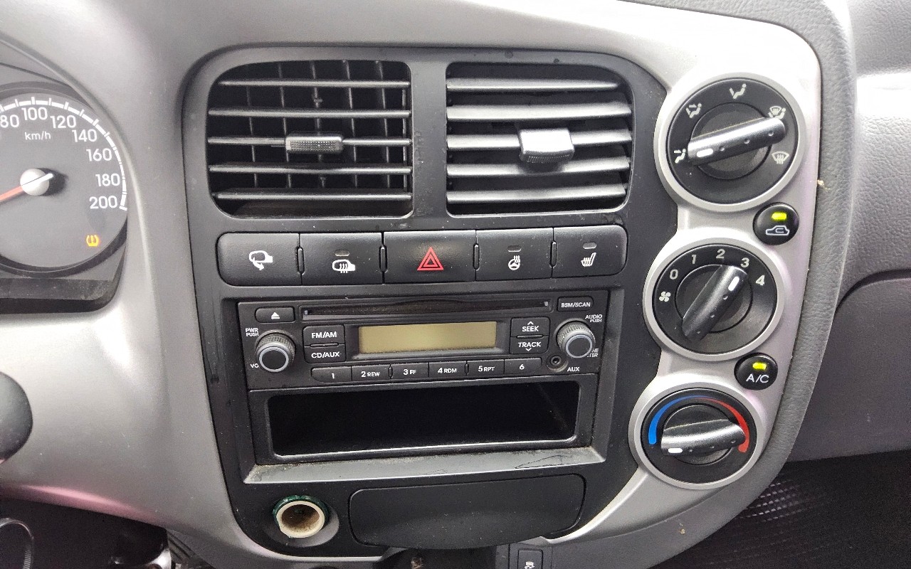 2016 - kia bongo iii
