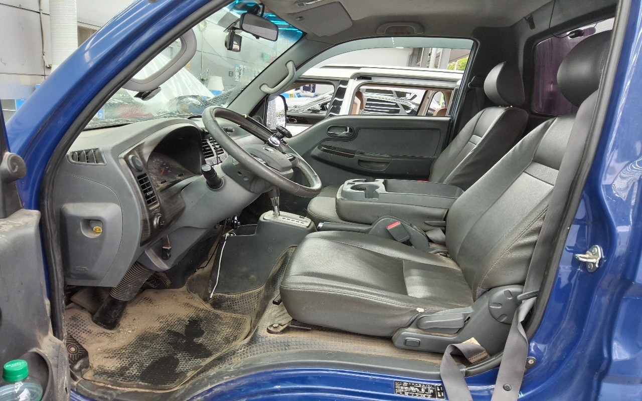 2018 - kia bongo iii