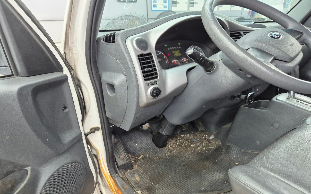 2016 - kia bongo iii