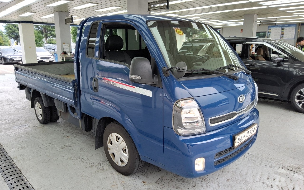 2020 - kia bongo iii truck