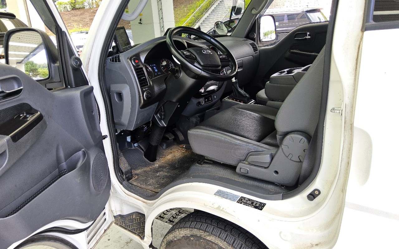 2020 - kia bongo iii