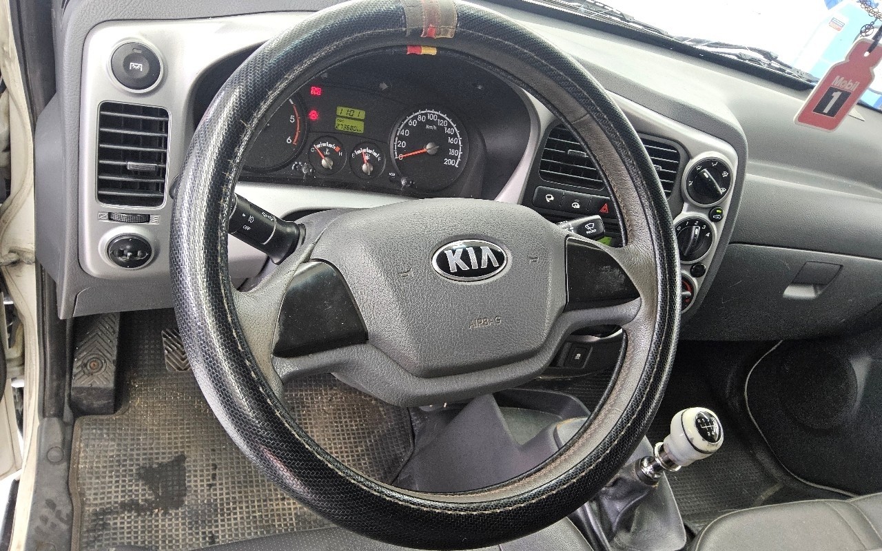 2016 - kia bongo iii