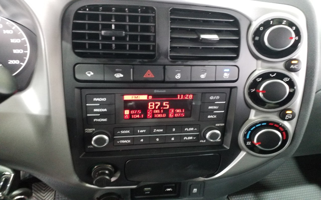 2023 - kia bongo iii truck