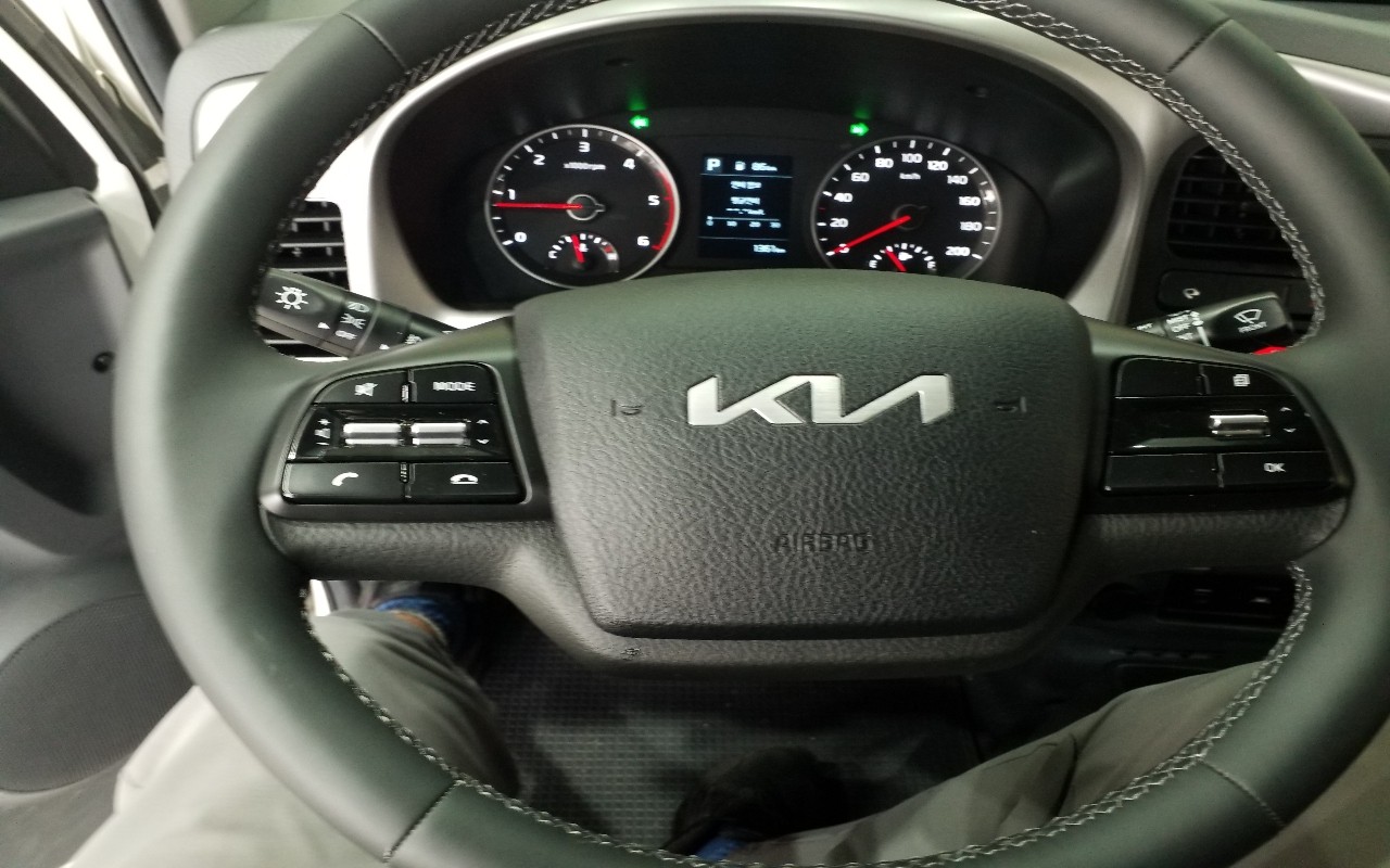 2023 - kia bongo iii truck