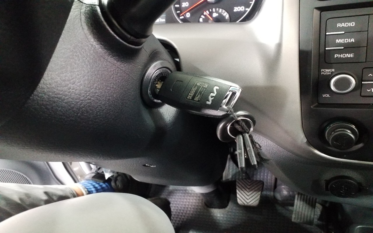 2023 - kia bongo iii truck