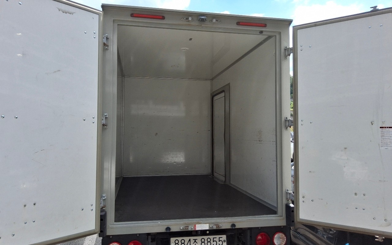 كيا Bongo Iii Truck 2023 — صورة 10