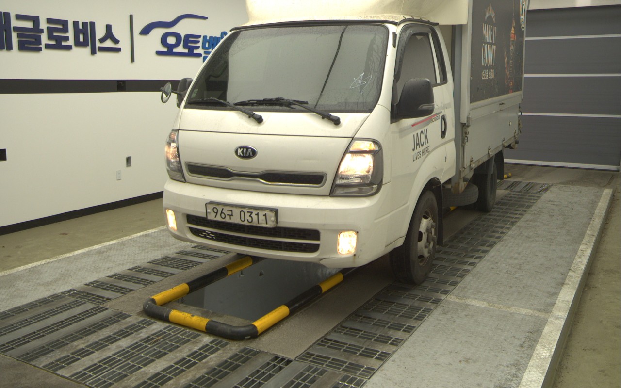 2020 - kia bongo iii truck