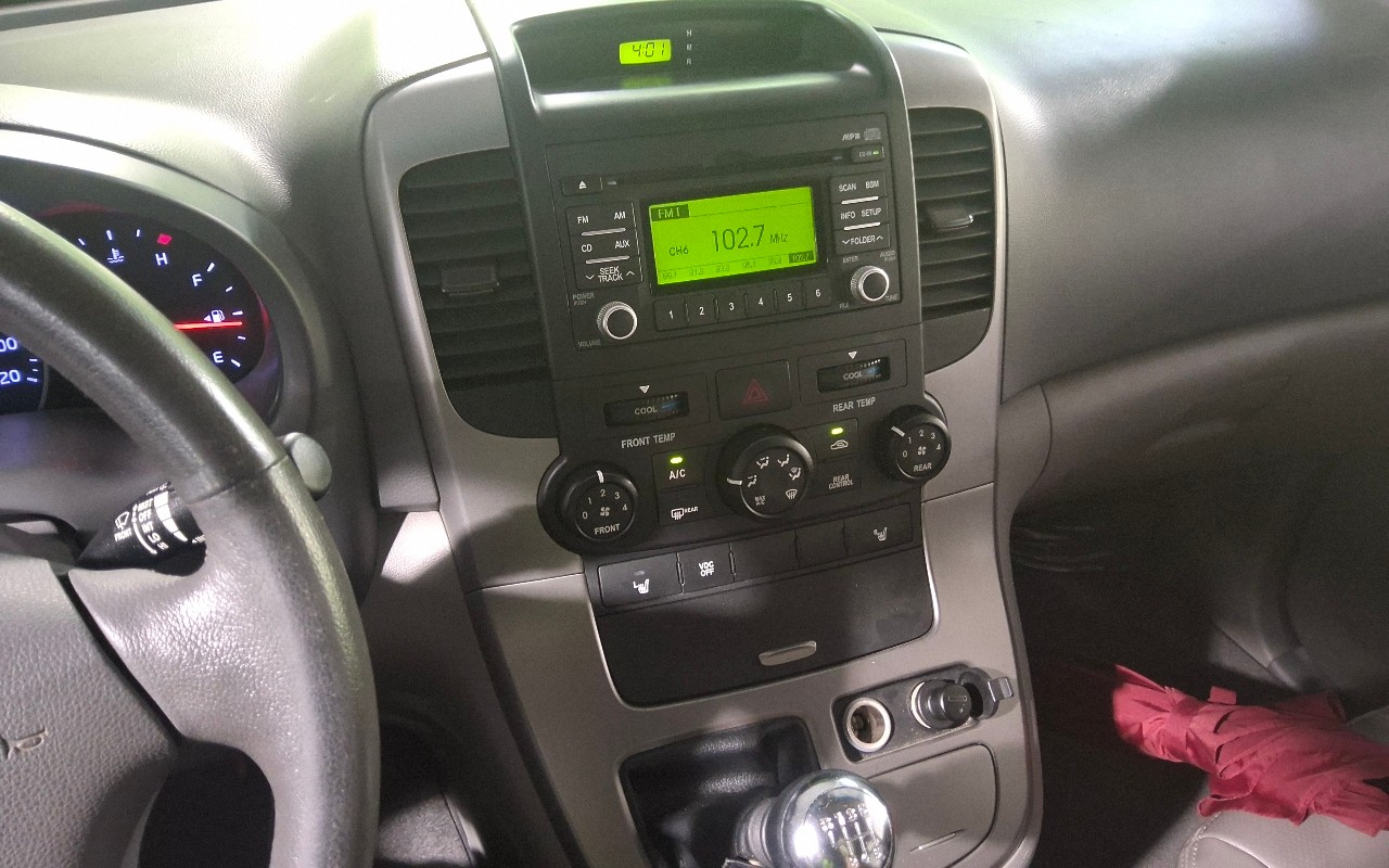 2013 - kia carnival