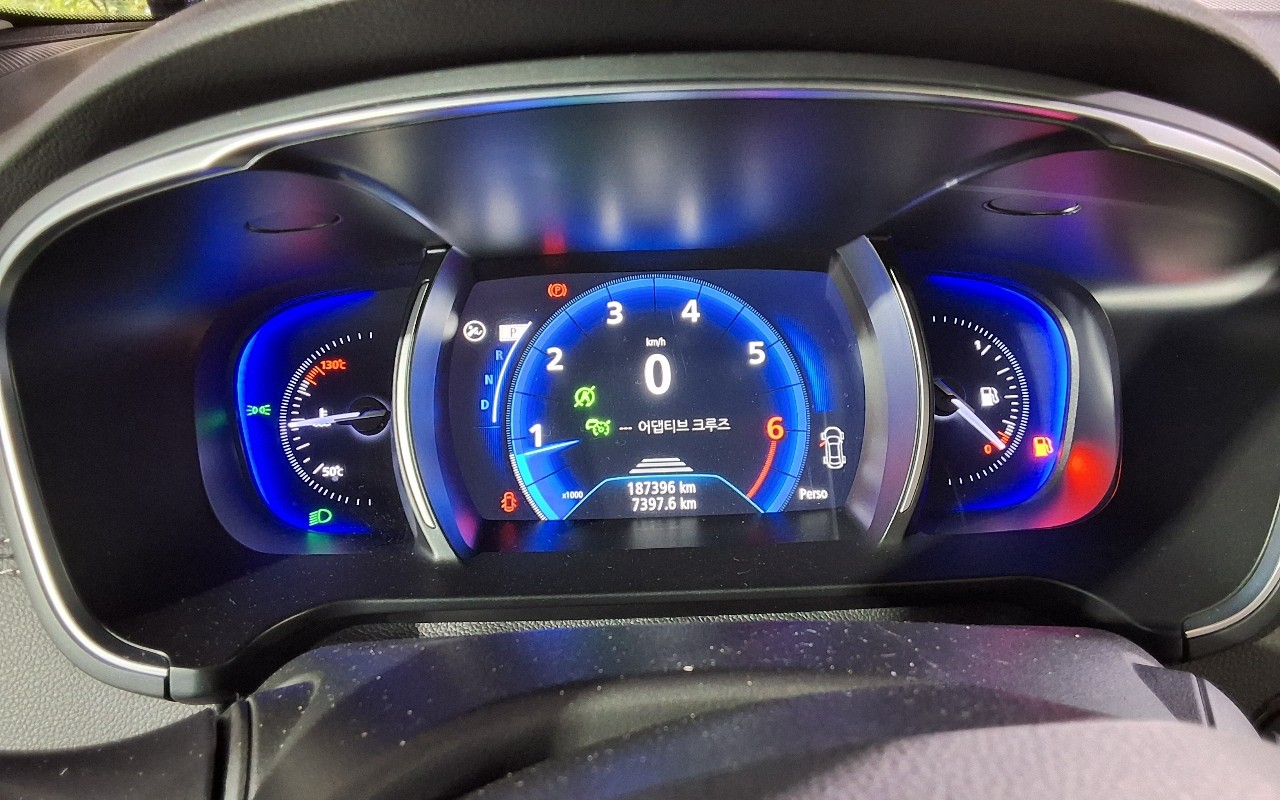 2016 - renault samsung sm6