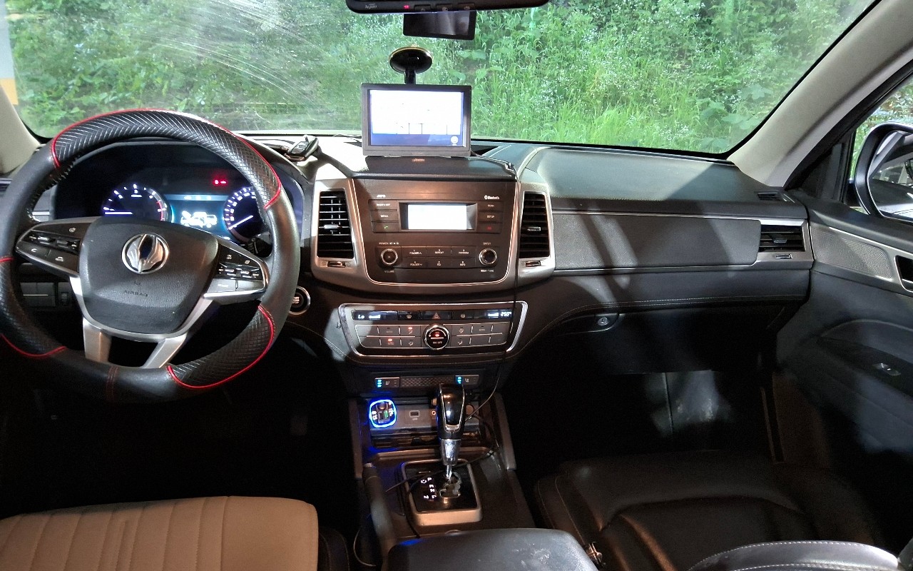 2018 - kg mobility (ssangyong) rexton