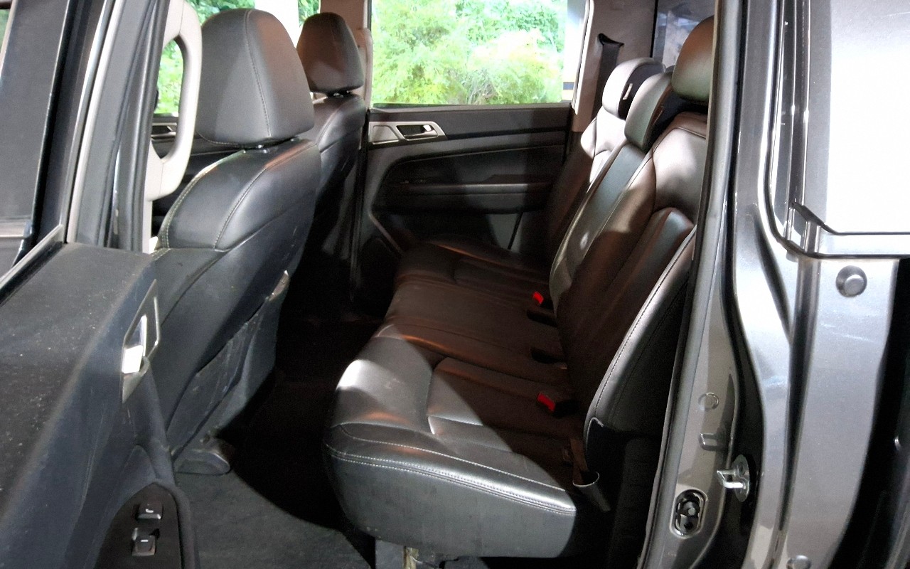 2018 - kg mobility (ssangyong) rexton