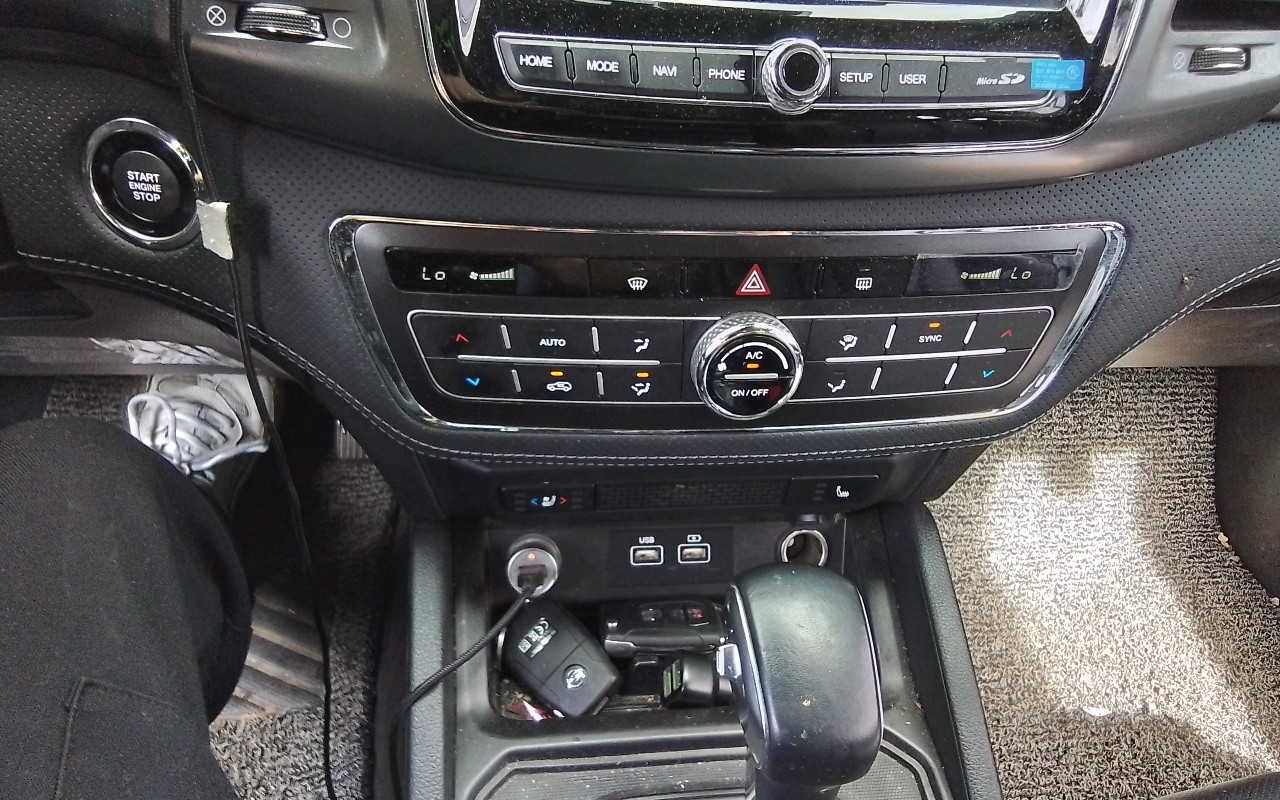 2022 - kg mobility (ssangyong) rexton