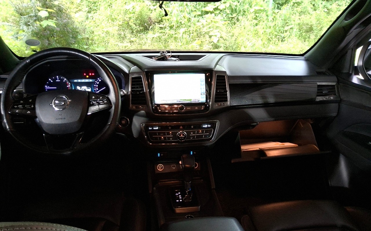 2021 - kg mobility (ssangyong) rexton