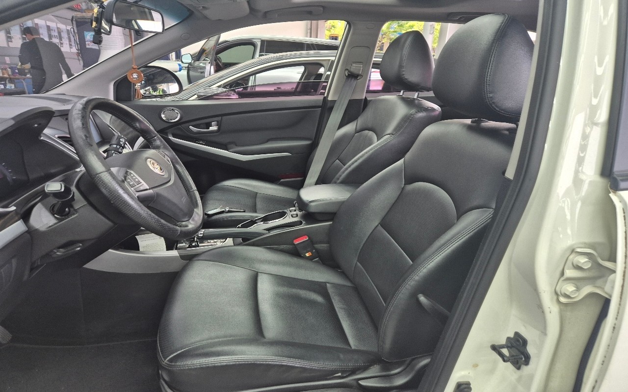 2015 - kg mobility (ssangyong) korando c