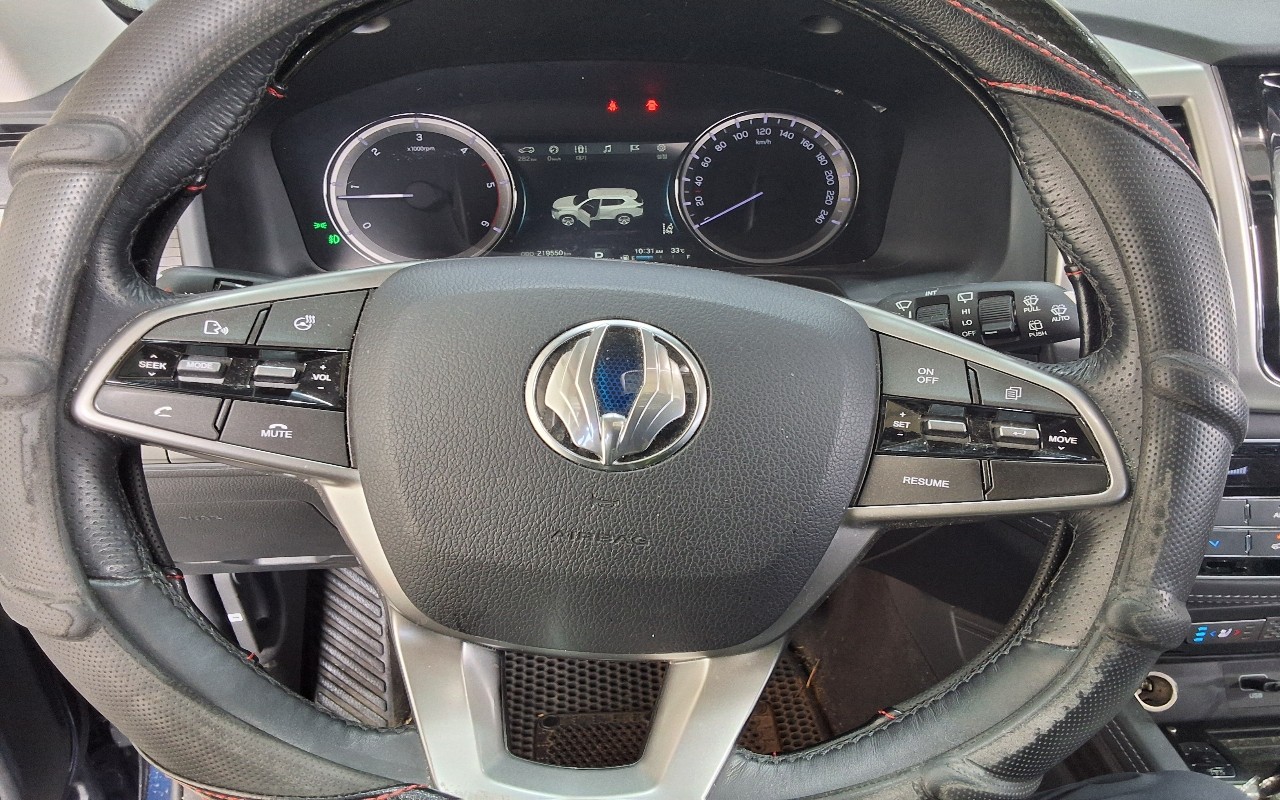 2018 - kg mobility (ssangyong) g4 rexton
