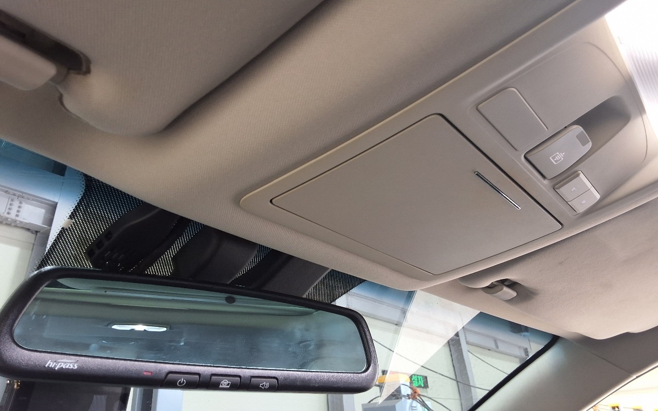 2018 - kg mobility (ssangyong) g4 rexton