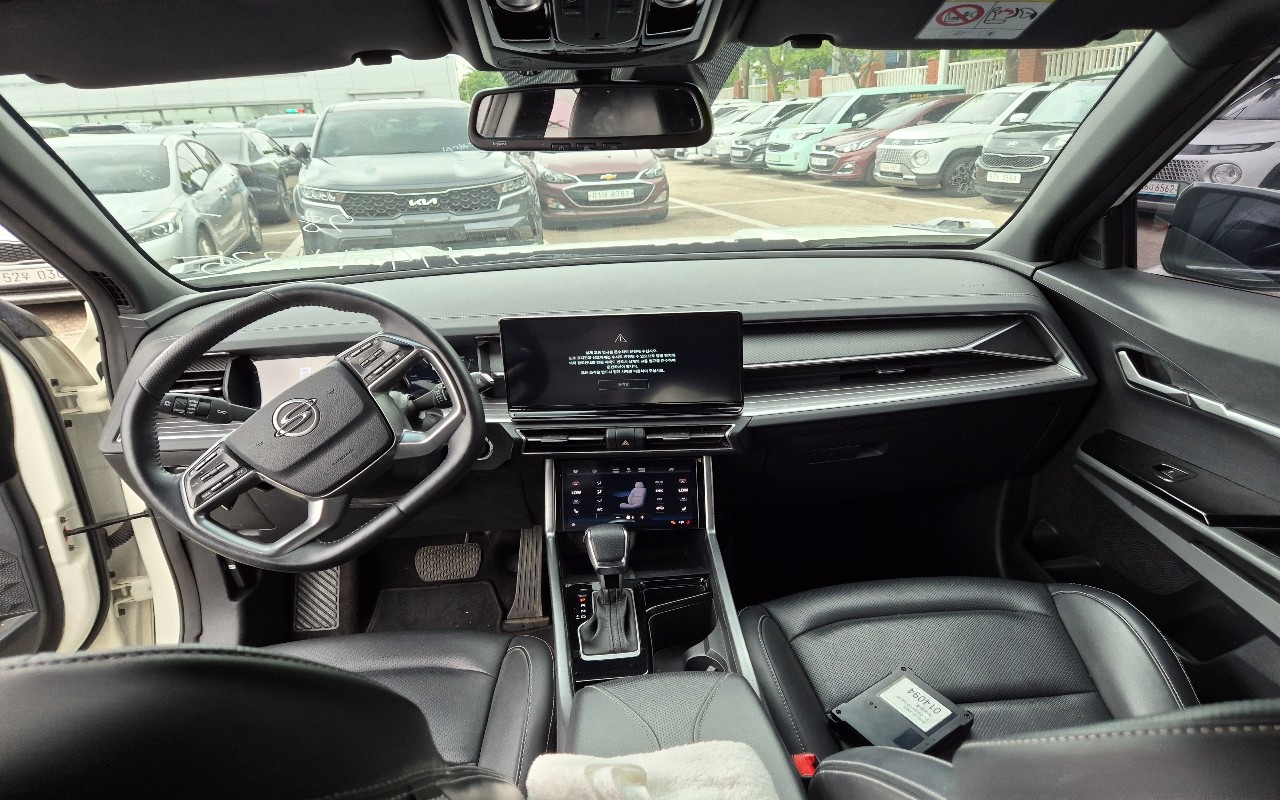2023 - kg mobility (ssangyong) torres