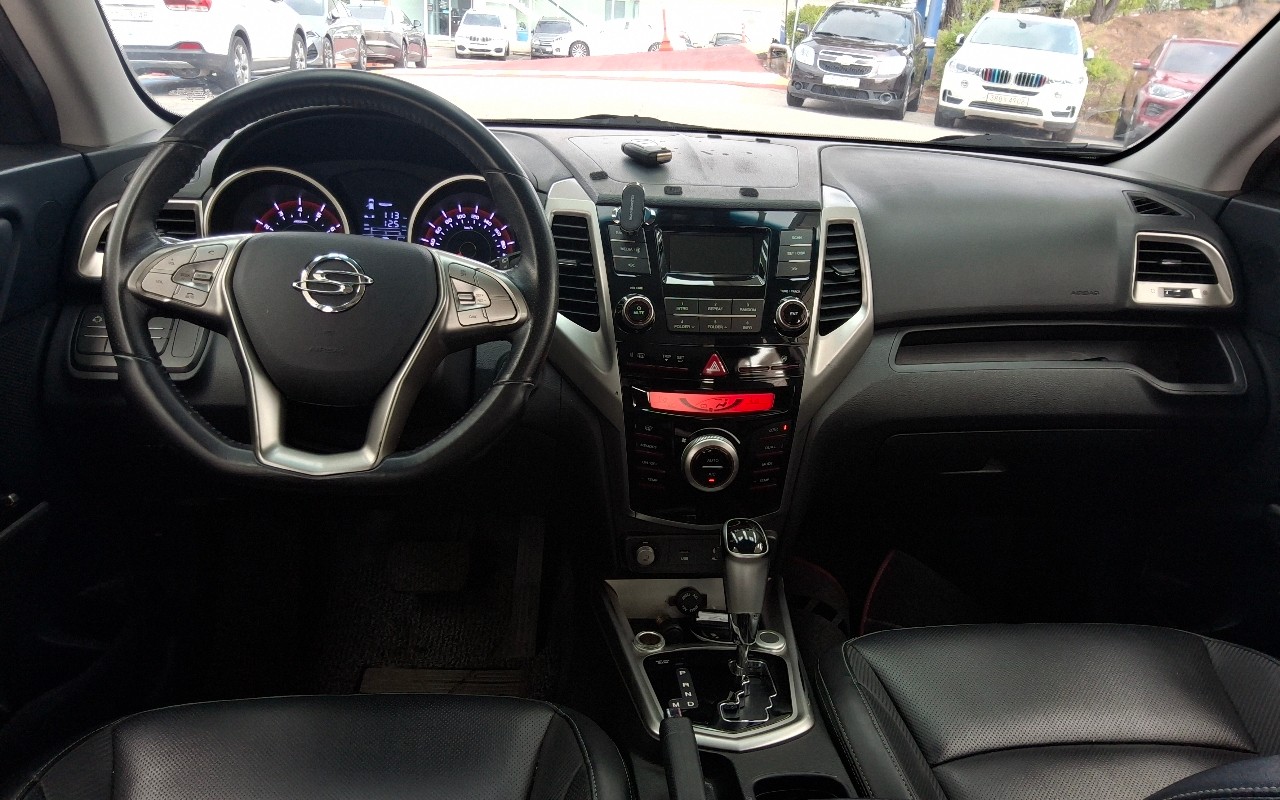 2015 - kg mobility (ssangyong) tivoli