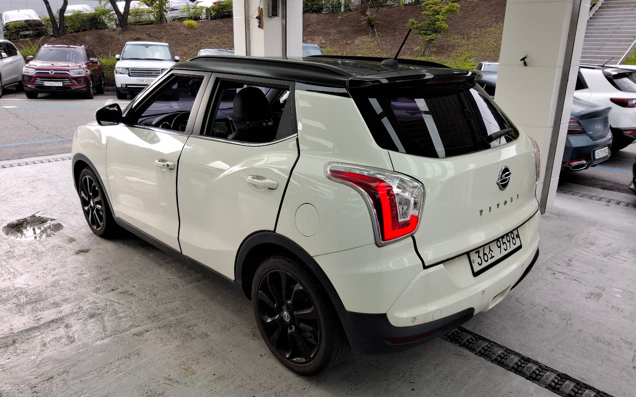 2015 - kg mobility (ssangyong) tivoli