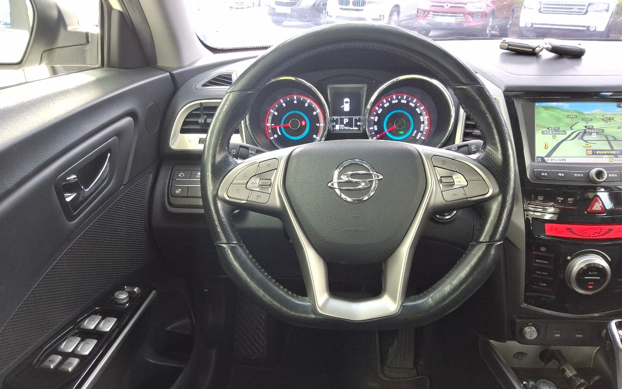 2015 - kg mobility (ssangyong) tivoli