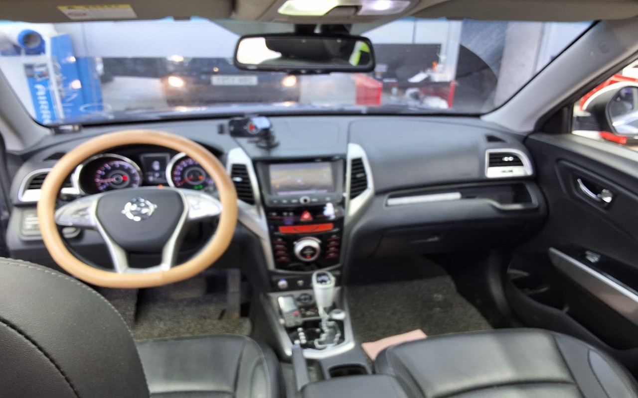2015 - kg mobility (ssangyong) tivoli