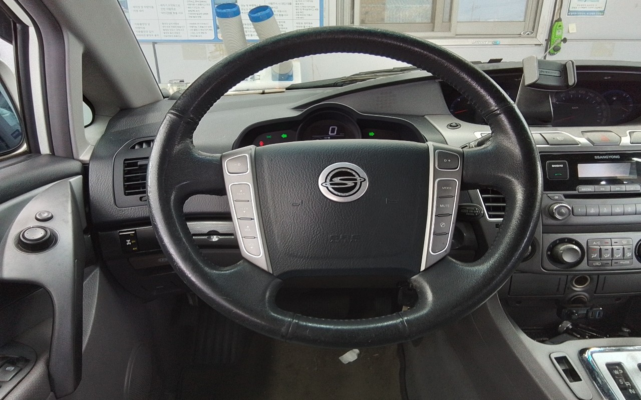 2014 - kg mobility (ssangyong) korando