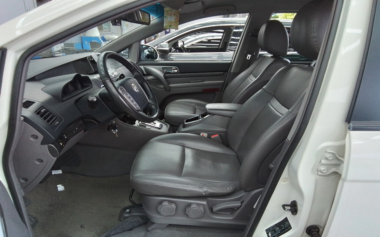 2014 - kg mobility (ssangyong) korando