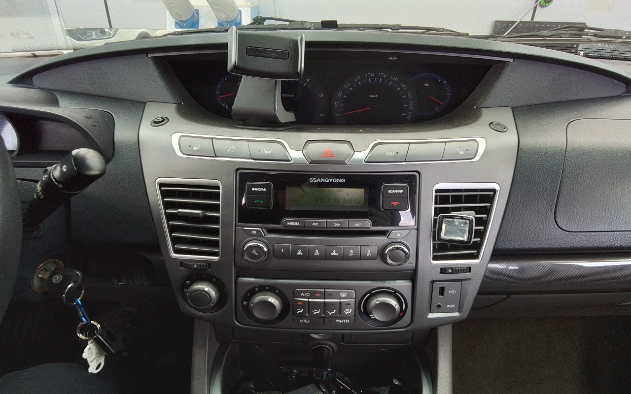 2014 - kg mobility (ssangyong) korando