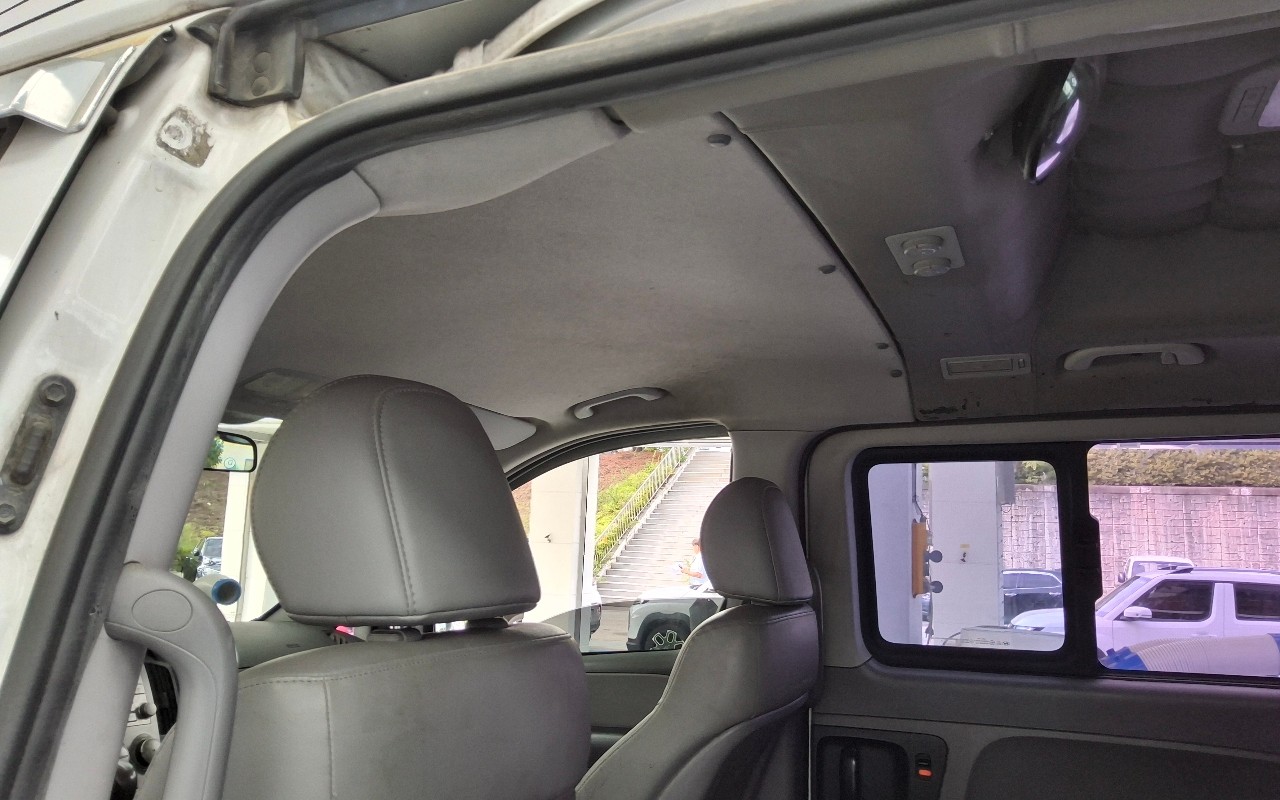 2014 - hyundai grand starex
