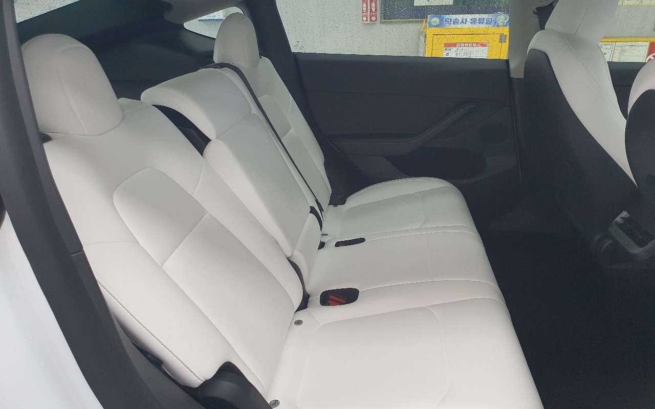 Tesla Model Y 2024 — صورة 5