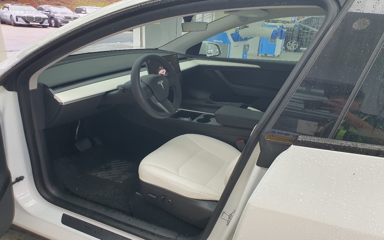 Tesla Model Y 2024 — صورة 7