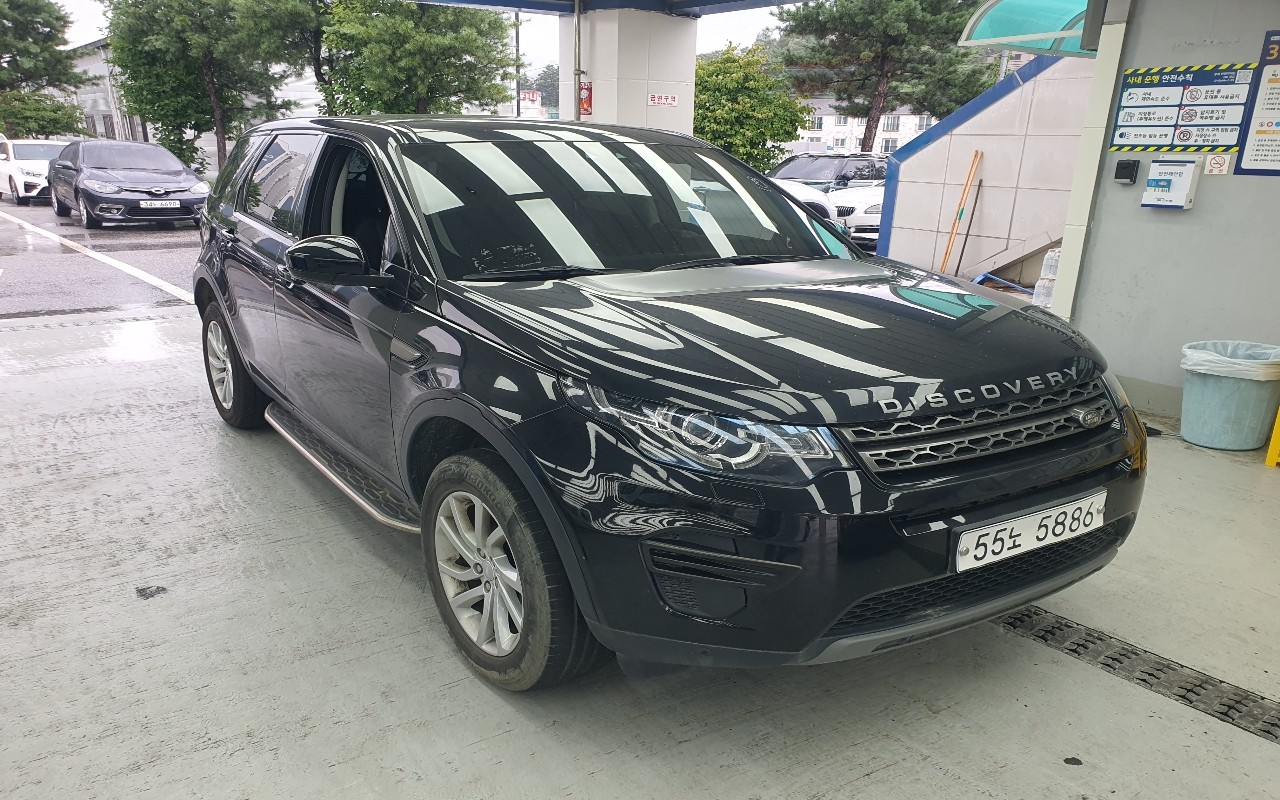 2018 - land rover discovery