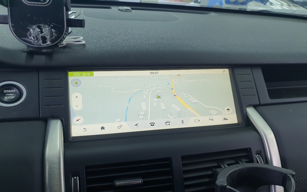 2018 - land rover discovery
