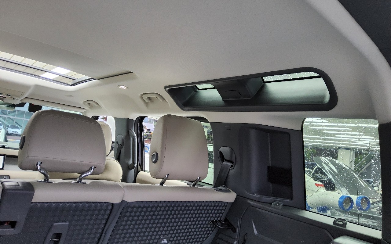 2022 - land rover defender