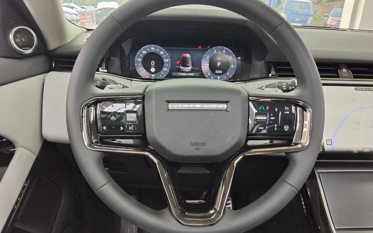 Land Rover Range Rover 2024 — صورة 6