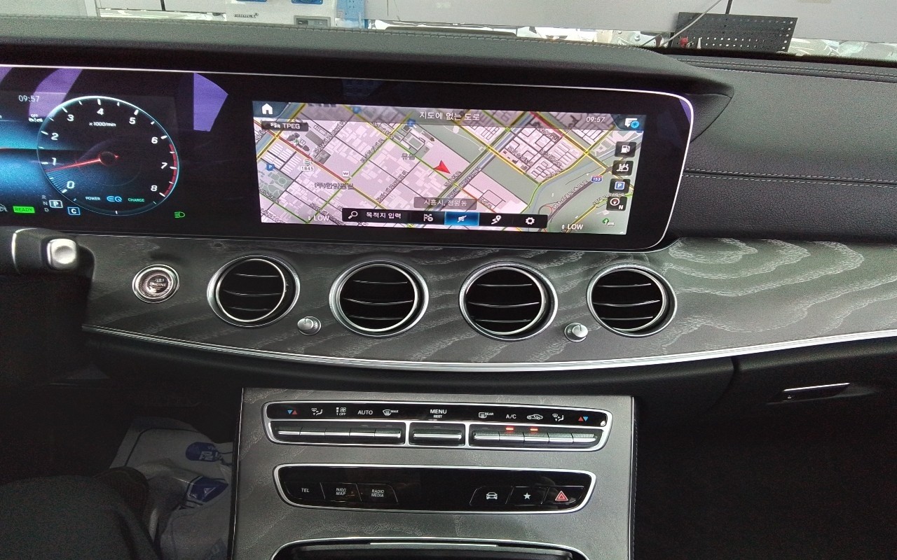 2022 - mercedes-benz e350