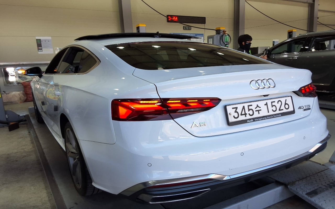 Audi A5 2021 — صورة 2