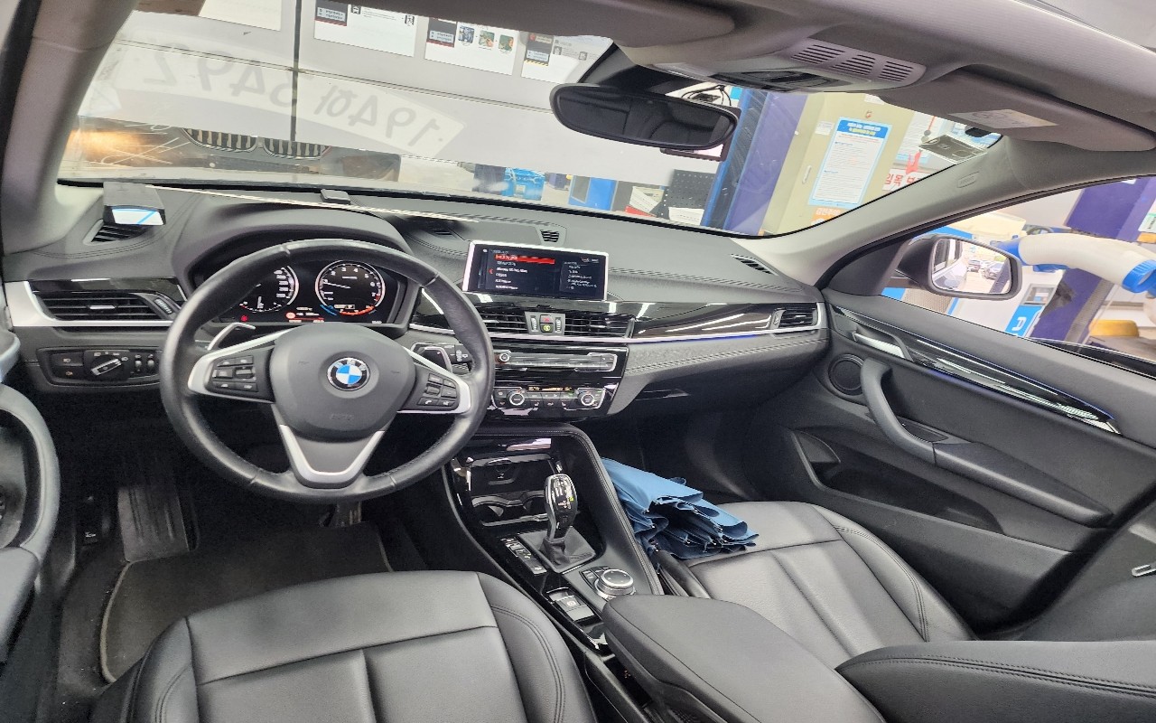 2022 - bmw x1