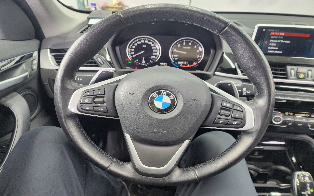2022 - bmw x1