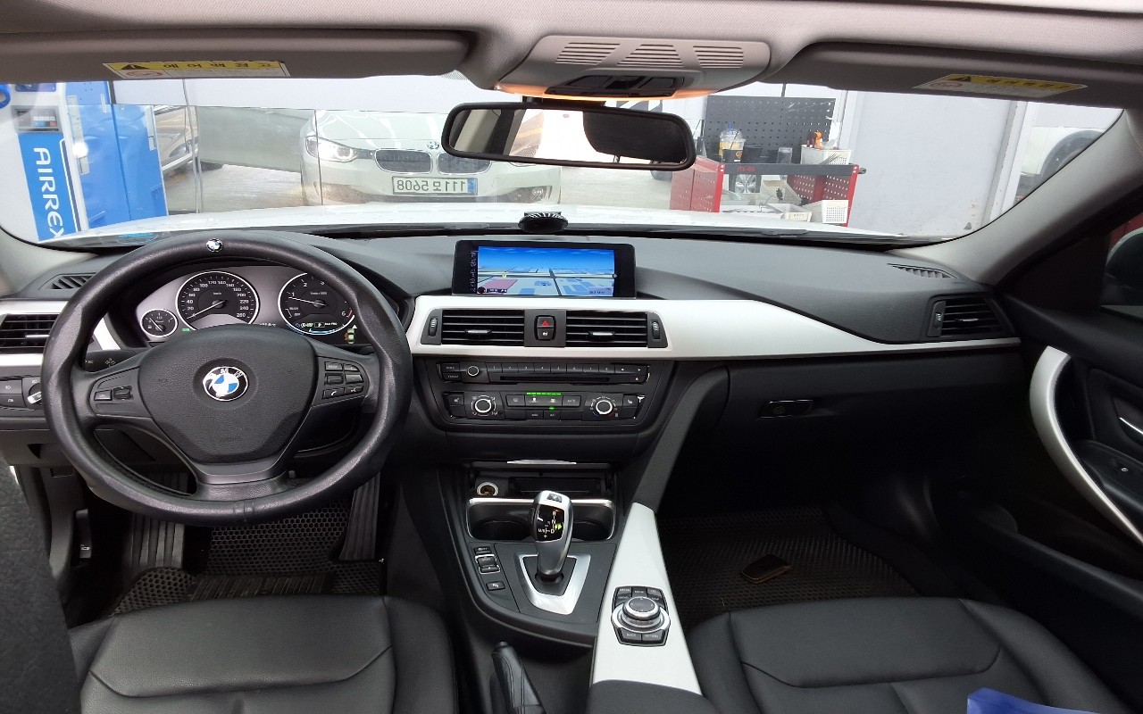 2013 - bmw 3 series