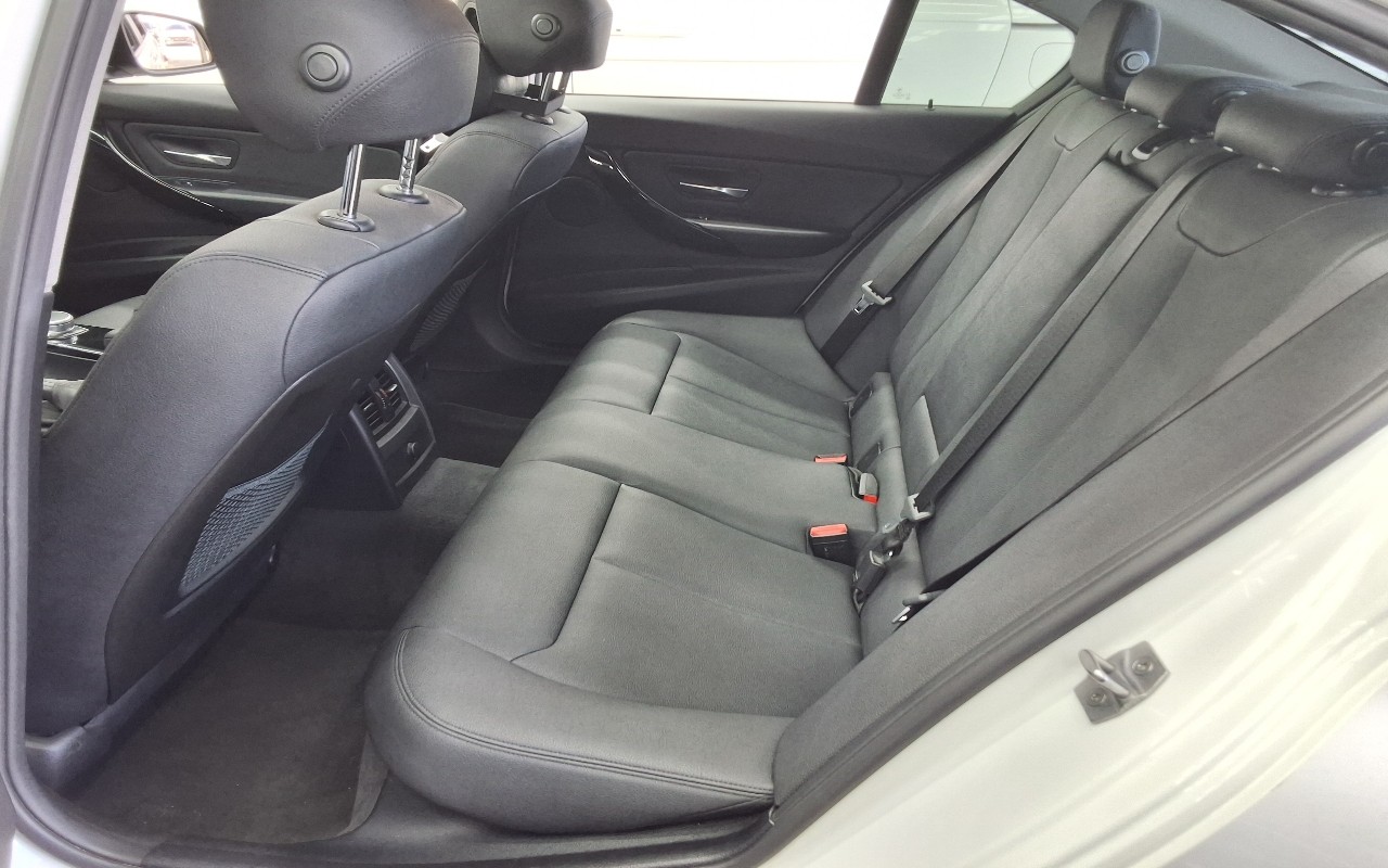2018 - bmw 3 series