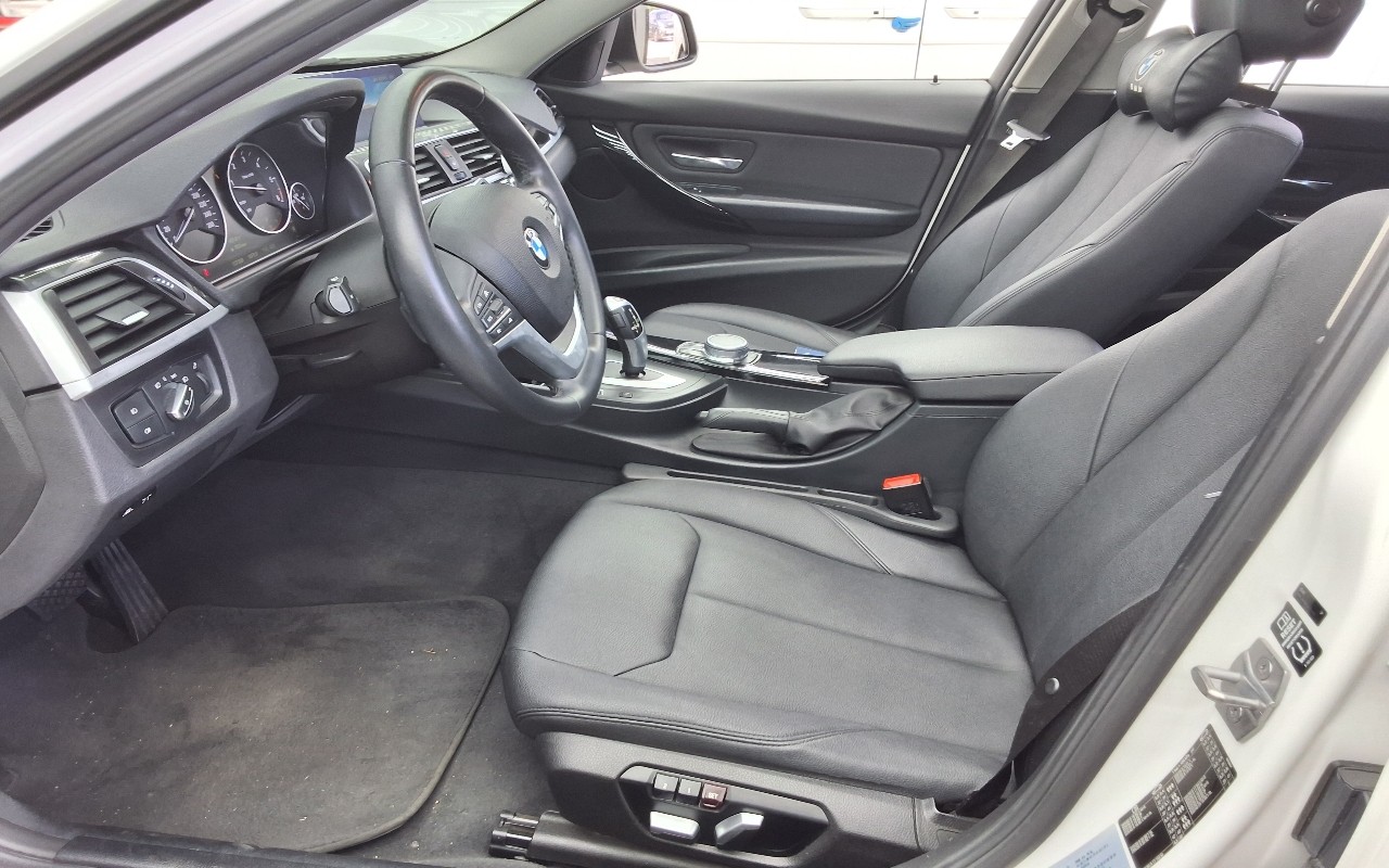 2018 - bmw 3 series