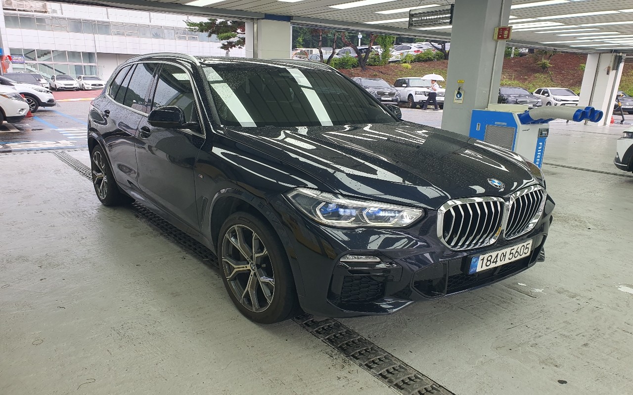 2021 - bmw x5